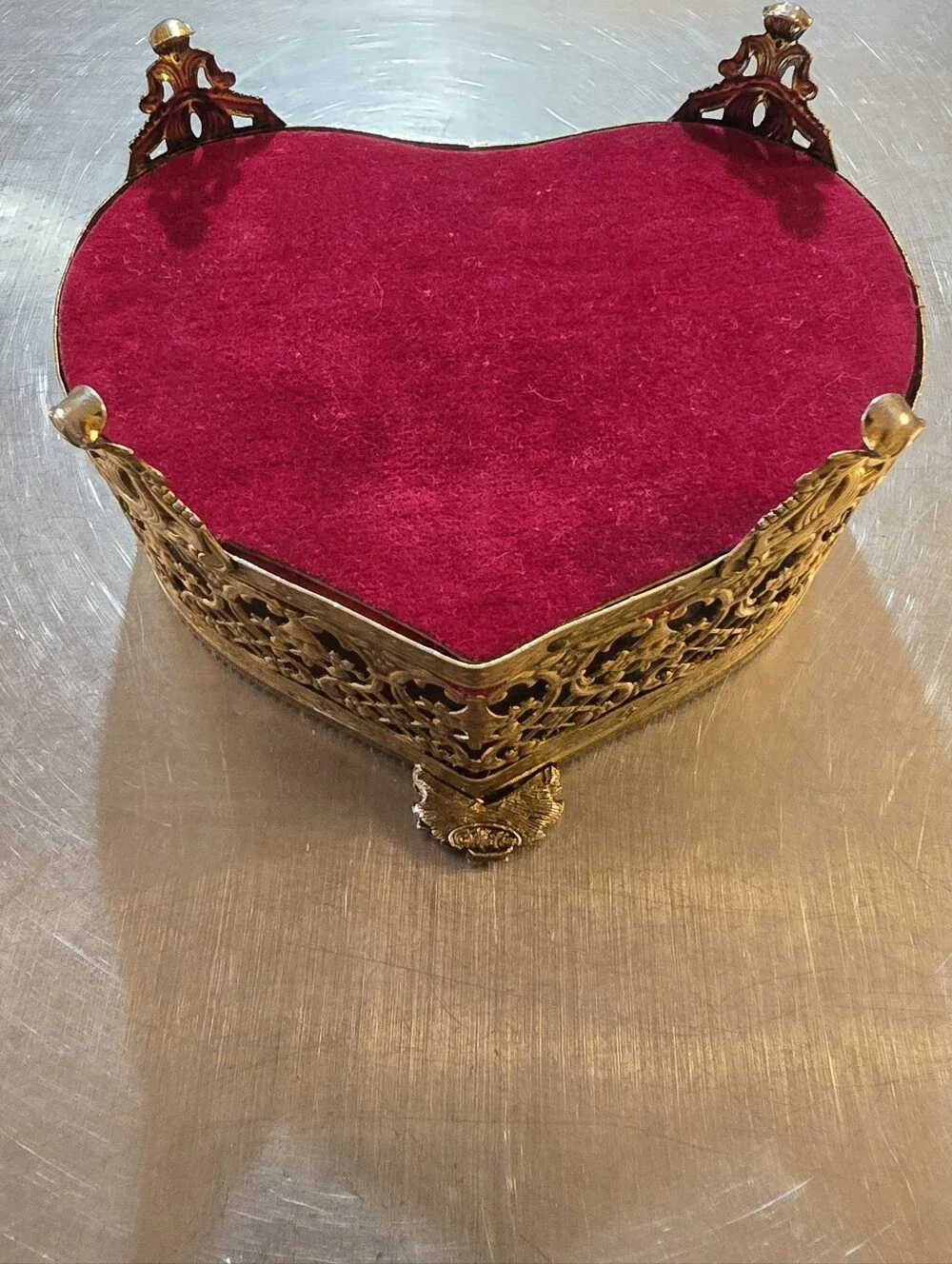 Vintage Matson 24K Gold Plated Heart Jewelry Box Casket Beveled Glass Filigree - Picture 14 of 16